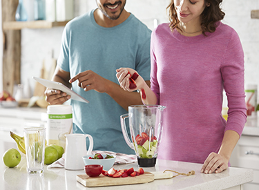 Global Lifestlye Shoot - Woman Blending Strawberries