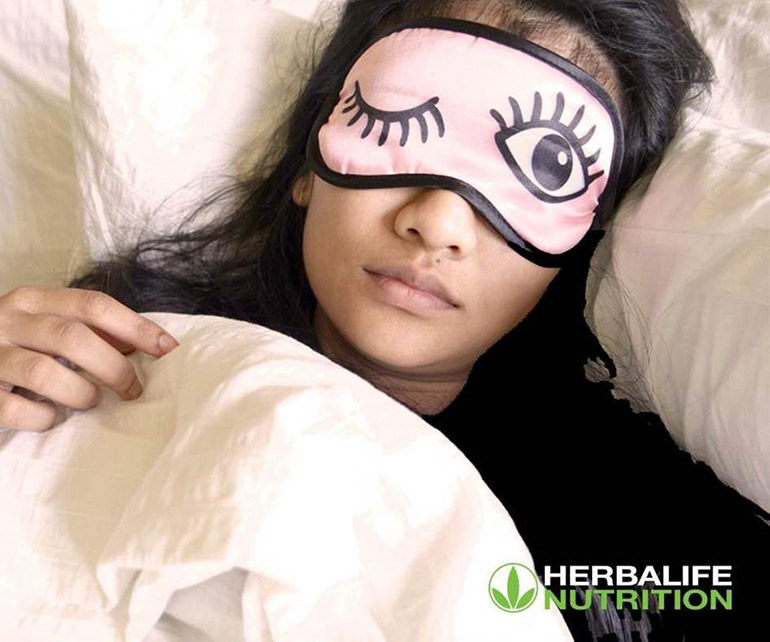 Cô gái đang ngủ