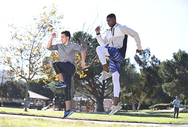 每天適當補充鈣質，可以幫助您維持健康的骨骼和牙齒。
